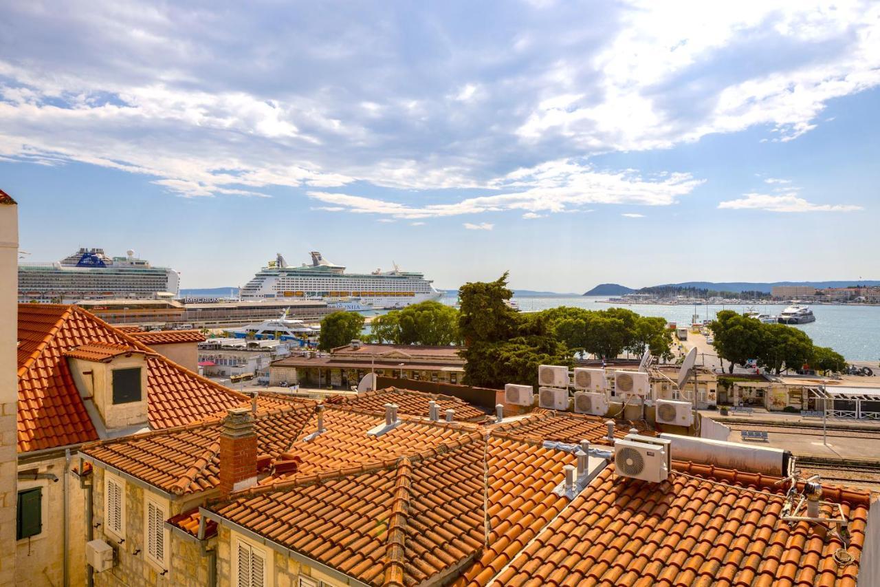 Luxury Apartment Olavia Rooftop Terrace & Seaview Split Kültér fotó